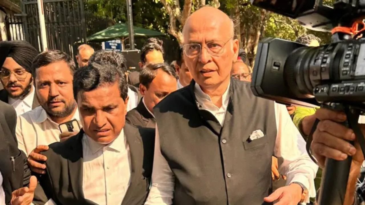 Abhishek Manu Singhvi Supreme Court Lawyers March today Delhi Protest