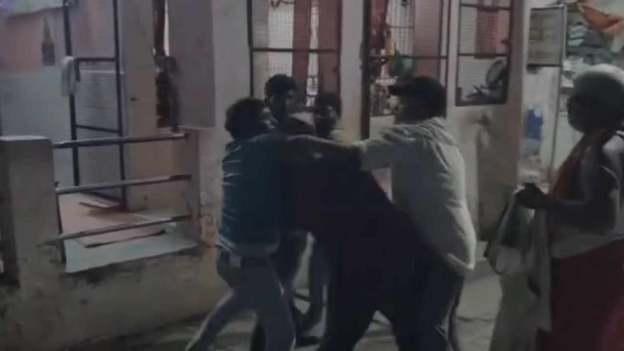 Hardoi Kotwali Gate Attack