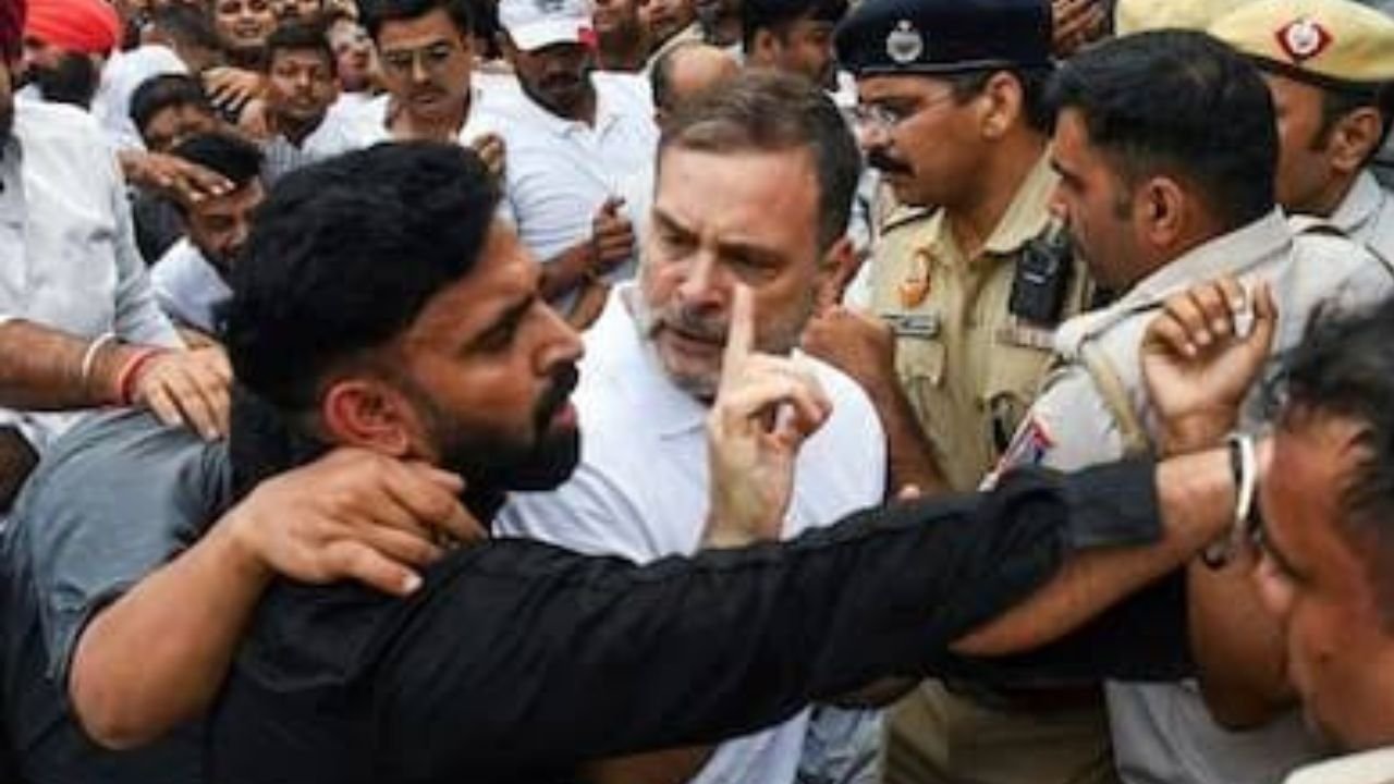Rahul Gandhi Barakhamba Supreme Court March